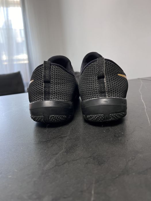 Оригинални маратонки Nike Free