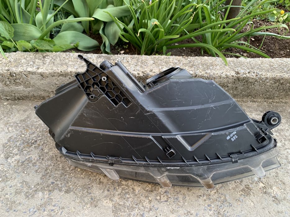 Фар за Skoda Octavia 3/Шкода Октавиа