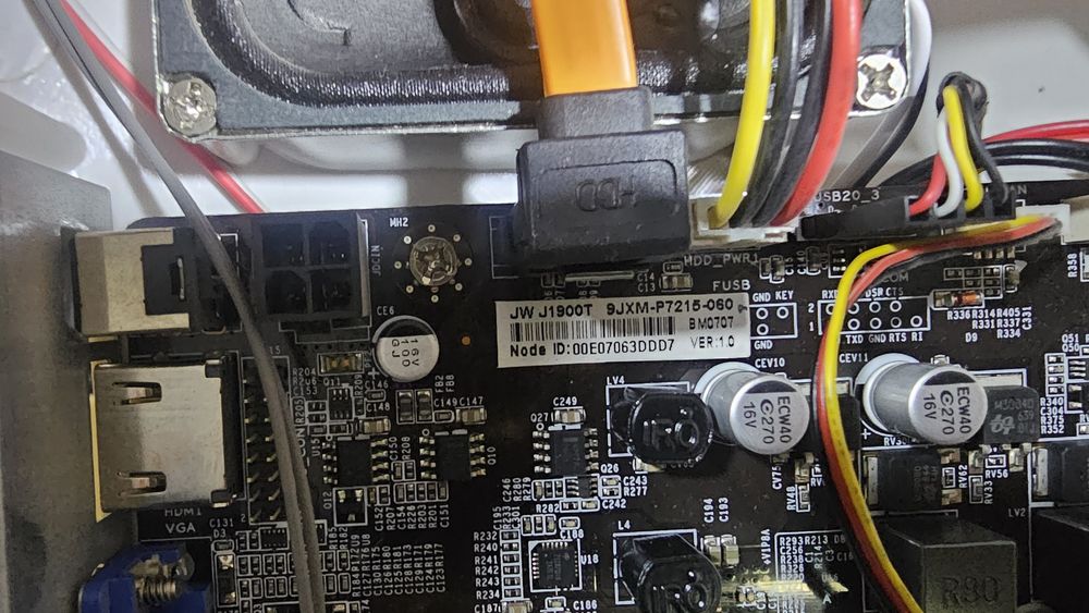 Моноблок 20 диог/  2х ядерный / 4gb / 120ssd