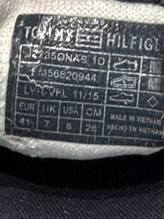 Сникърси TOMMY HILFIGER .Номер 42