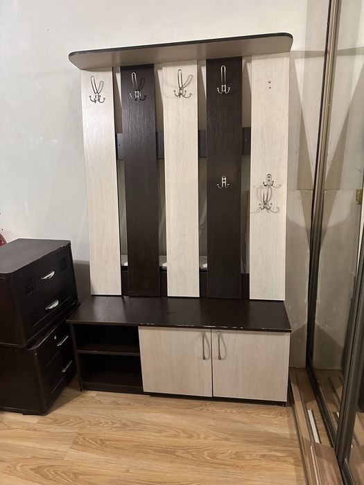Продам прихожую 120*140