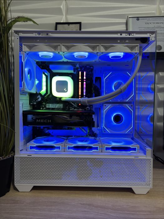 Бял геймърски компютър Ryzen 5600/RX6700XT 12GB/Aio/16 Ram/512 ssd/700W
