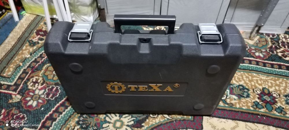 Кейс чемодан Теха сотилади