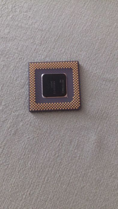 процесор  Intel ретро   А80502 - 75