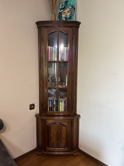 Комод/ шкаф , музикален шкаф, ъглова винтрина/секция и нощно шкафче