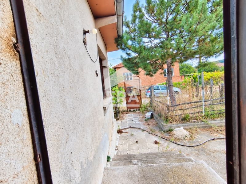 Продава се Къща в с. Тънково, Област Хасково - 80 кв.м за 813 €/кв.м - Снимка #8