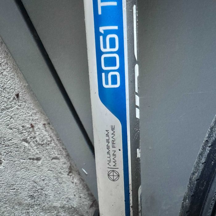 Заглавие: Шосеен велосипед Carrera Virtuoso – Алуминиева рамка 6061 T6