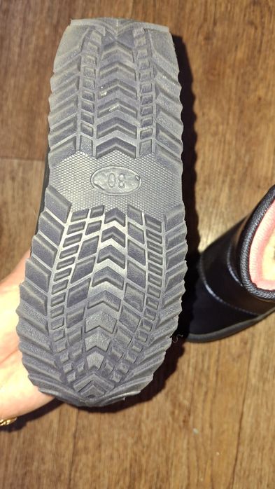 Продам дутики 30 р