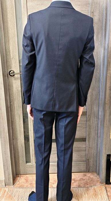 Школьный  костюм