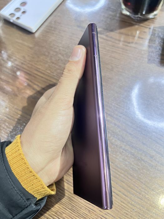 Samsung S22 ultra 12/256 Holati ideal