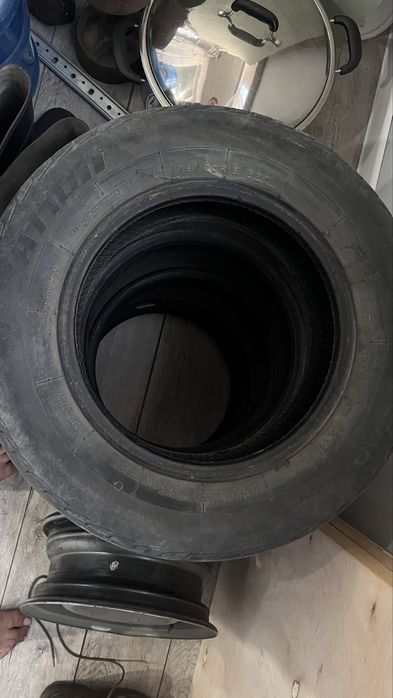 Продам шины Низкой ценой