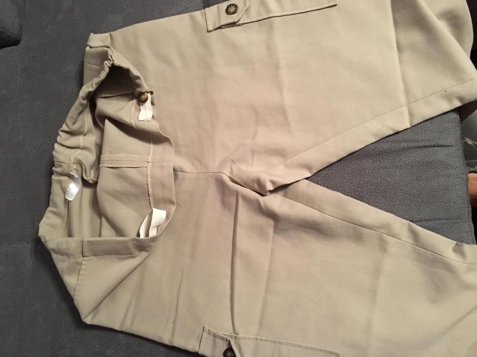 Два панталона + три туники за бременни+два сутиена за кърмене