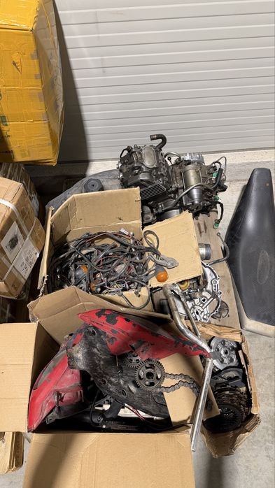 Dezmembrez Yamaha YFM660 RAPTOR