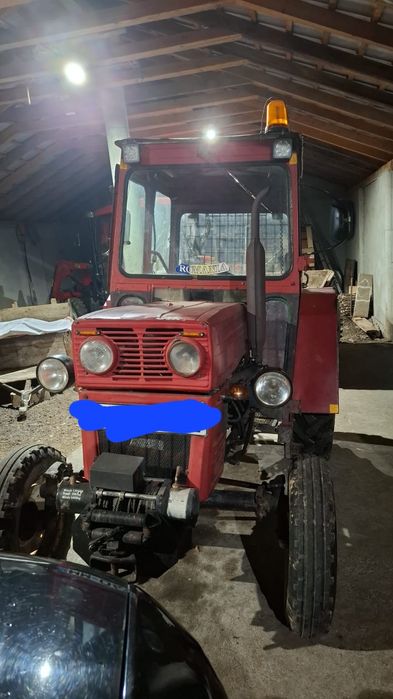 Tractoare universal  445