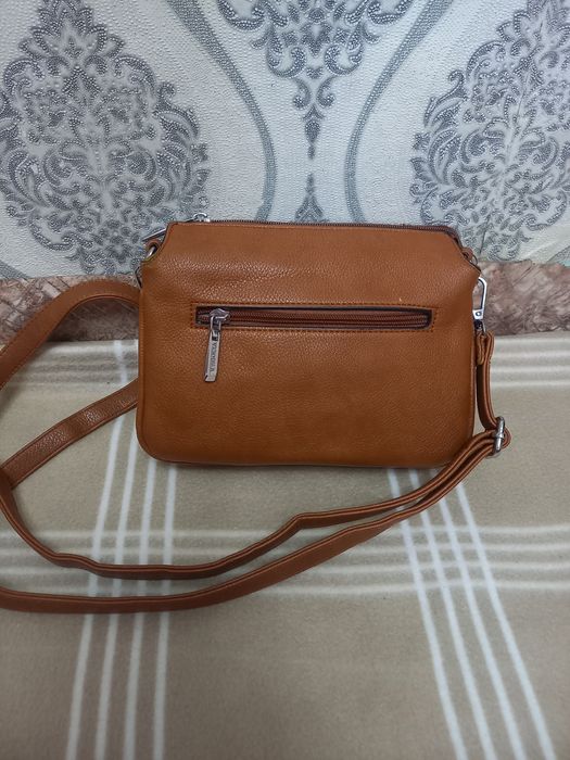 Продам женские сумочки