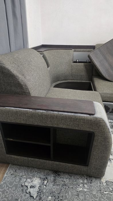 Отдам бесплатно диван