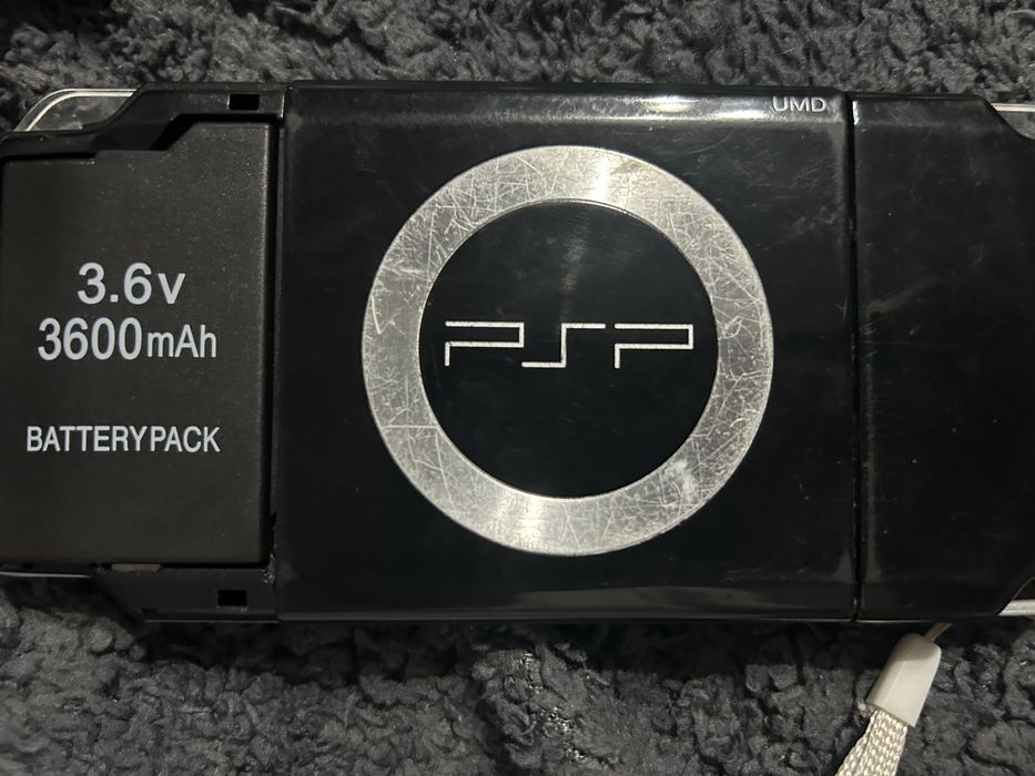 PSP 2001 modat cu Jocuri