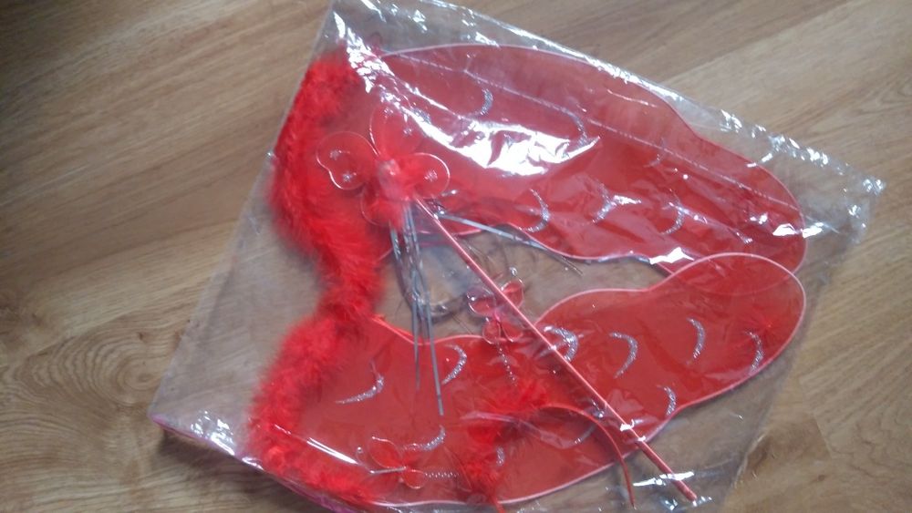 Aripi inger cu puf de lebădă, cordelută, baghetă magică - NOI