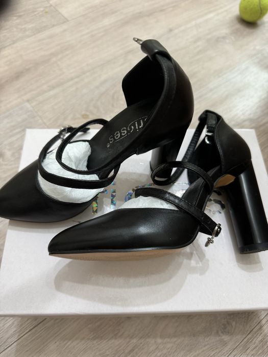 Туфли женские