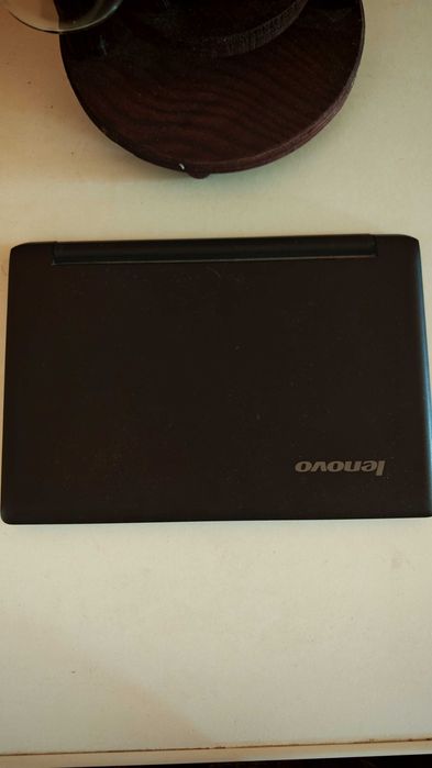 Lenovo Tab 4 TB-8504X, лаптоп Lenovo IdeaPad A10