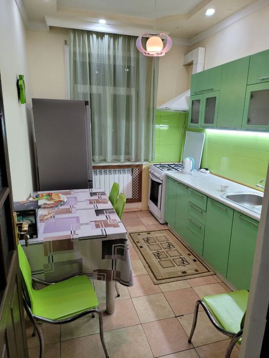 Аренда ! Чиланзар 1 , аллея Гагарина