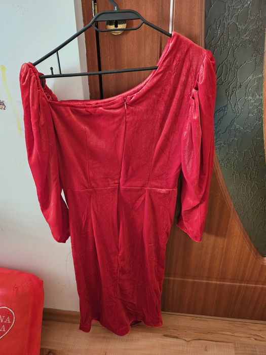 Rochie din catifea noua