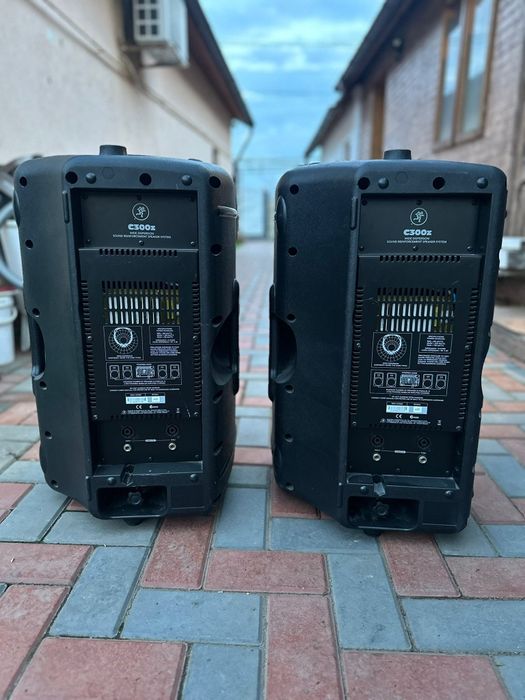 Boxe Pasive Mackie C300z