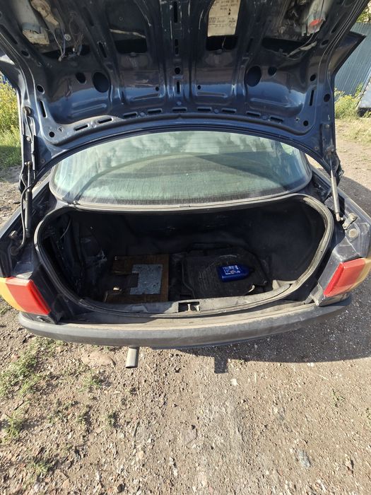 Продам Audi 80 b3 карбюратор 1.8
