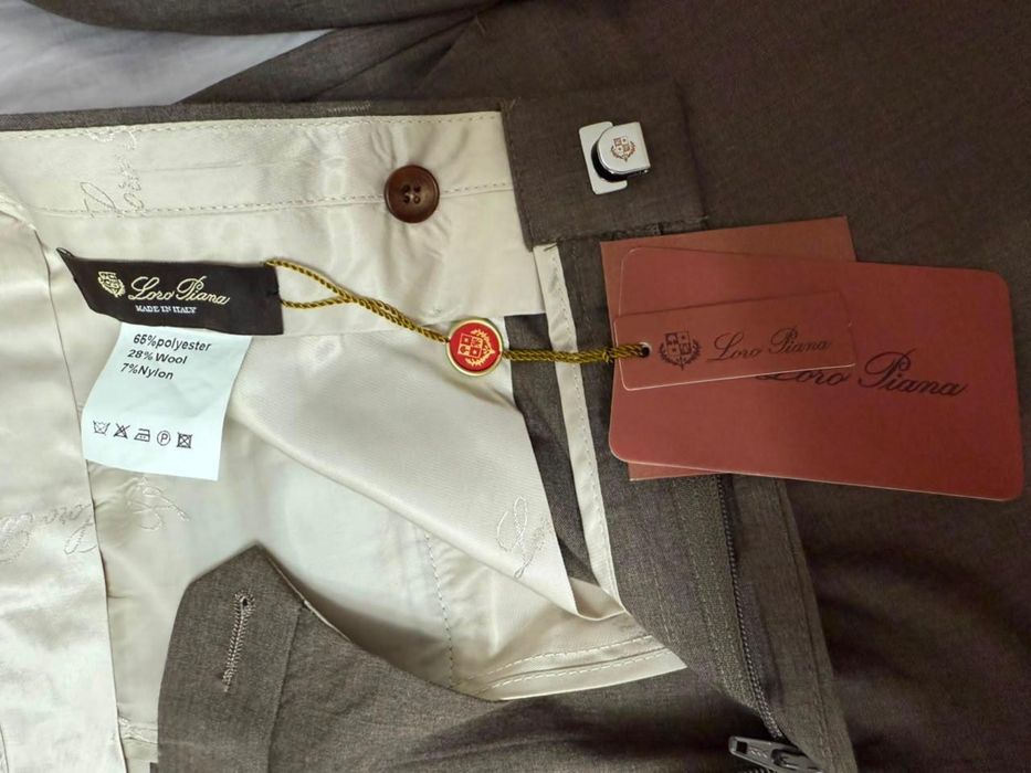 Продам костюм loro piana