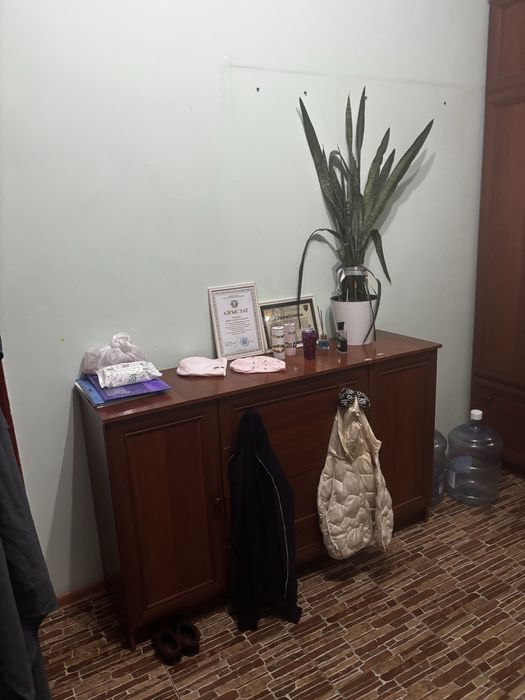 Шкафы с тумбой продается