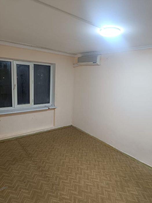 Продам 1а ком Володарского 4 этаж