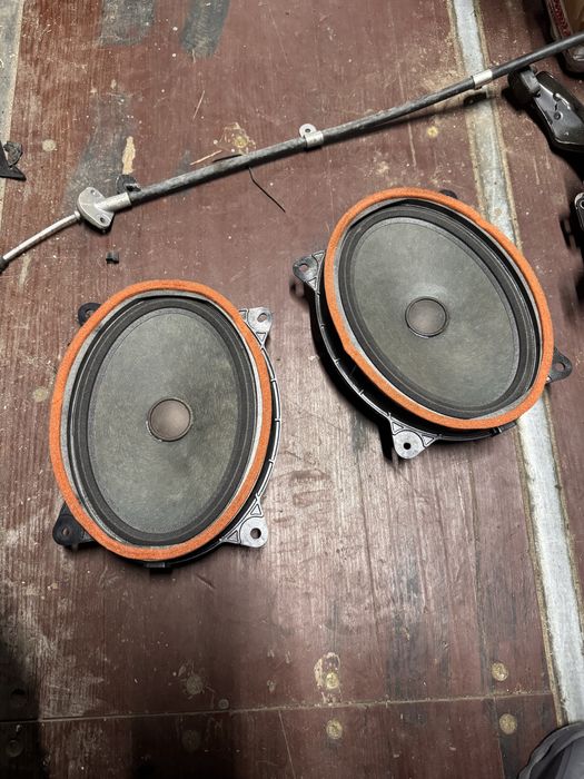 Колонки jbl для Лексус RX 300/330/350 Es 300/330