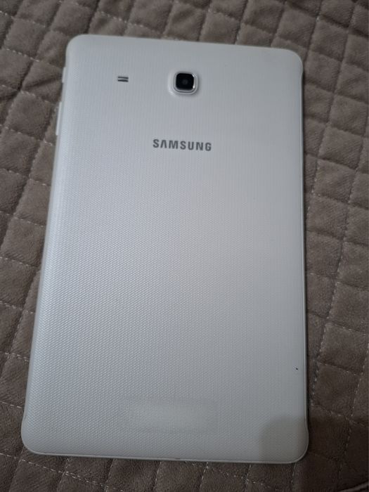 Планшет самсунг на запчасти