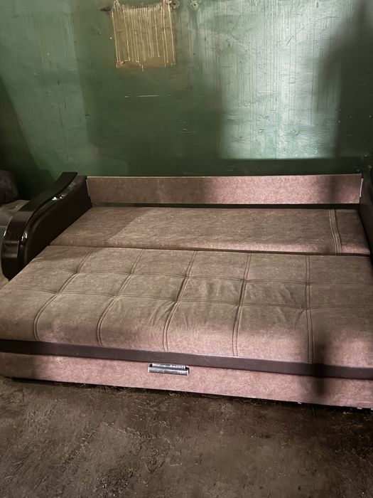 Продам диван недорого