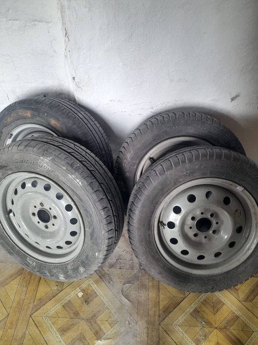 Летни диск с покрышки комплект