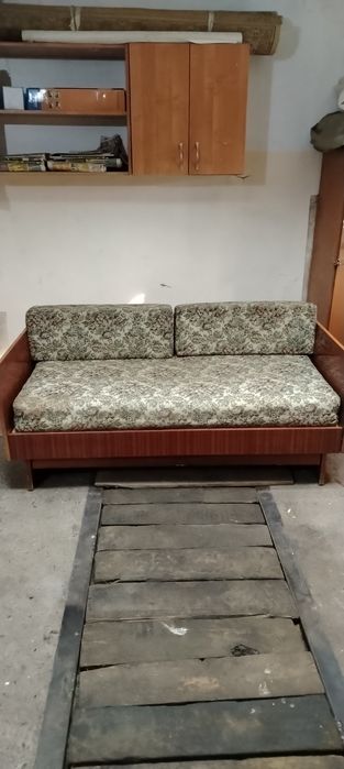 Продам детский подростковый  диван  б/у