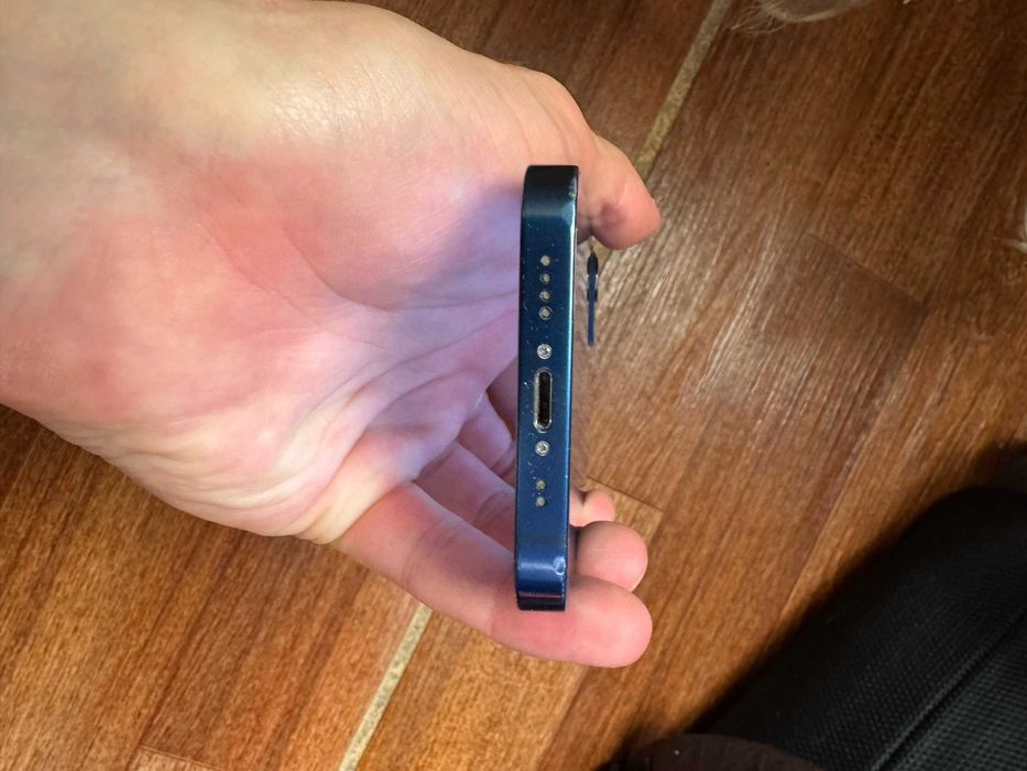 Продаю IPhone 12 mini 64GB Blue