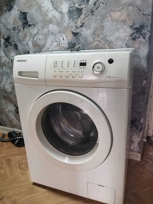 Продам стиральную машинку