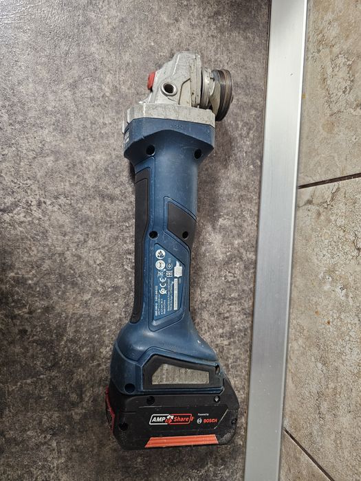 polizor unghiular profesional bosch 180-li