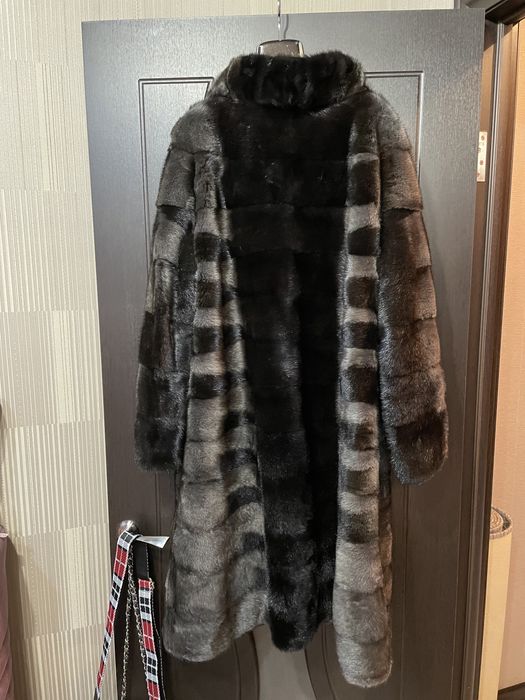 Продам норковую шубу