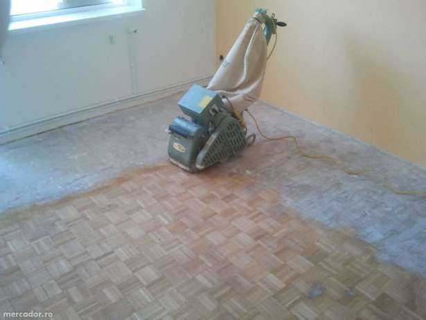 Raschetez Parchet Masiv Montaj Stratificat SPC Mineral Plinta