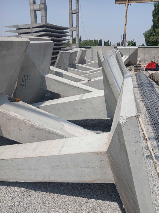 F5-AM, Fundament tayanch bloklar (temir+beton) (Темир бетон фундамент)