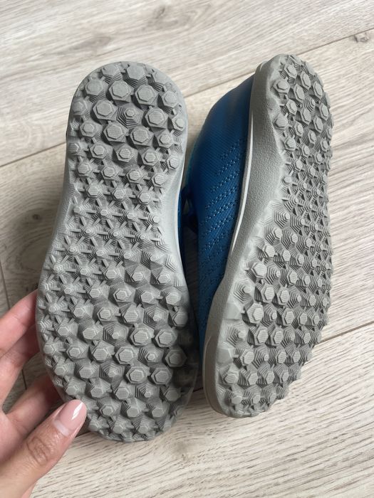 крассовки сороконожка