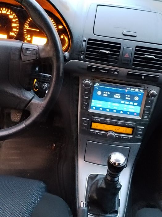 Autoturism Toyota Avensis