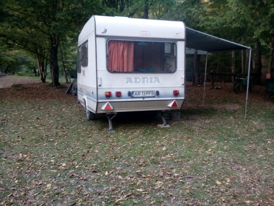 Rulota usoara 3 locuri