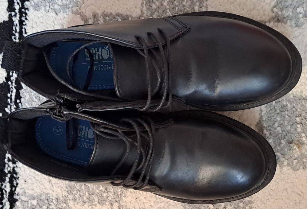 Ghete copii din piele sintetică