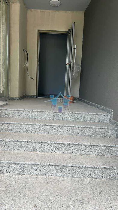 Продава се Тристаен апартамент в Шумен, Боян Българанов 1 - 93 кв.м за 1207 €/кв.м - Снимка #6