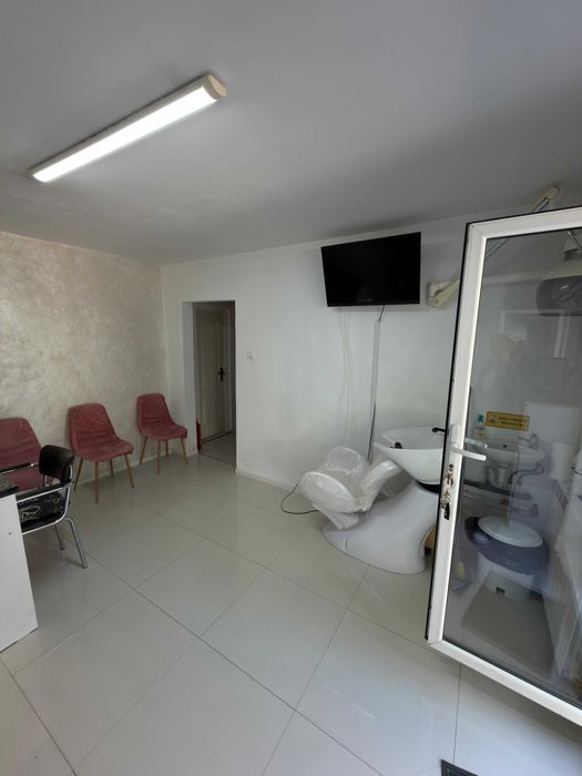 Vând afacere la cheie INCLUSIV Dreptul de proprietate pe spatiu comercial.