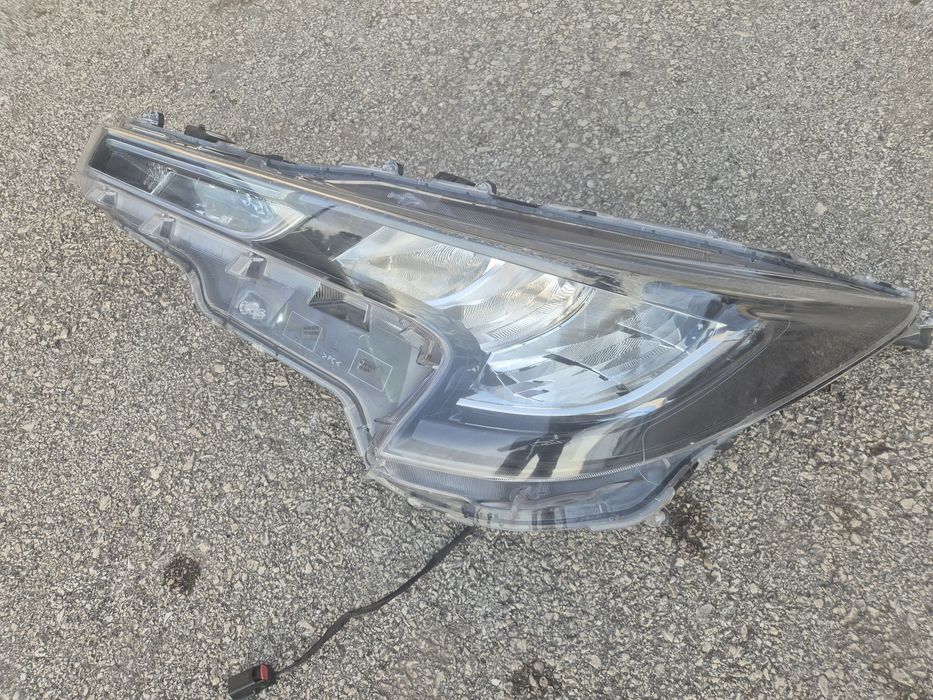 Ляв фар Toyota Corolla фарове Тойота Корола