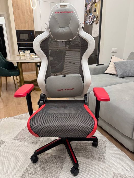 Dxracer Air Pro в отличном состоянии